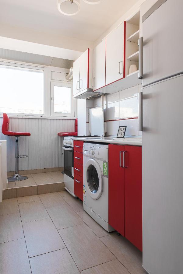 2 Camere, Ultracentral, Piata Universitatii Bucureşti